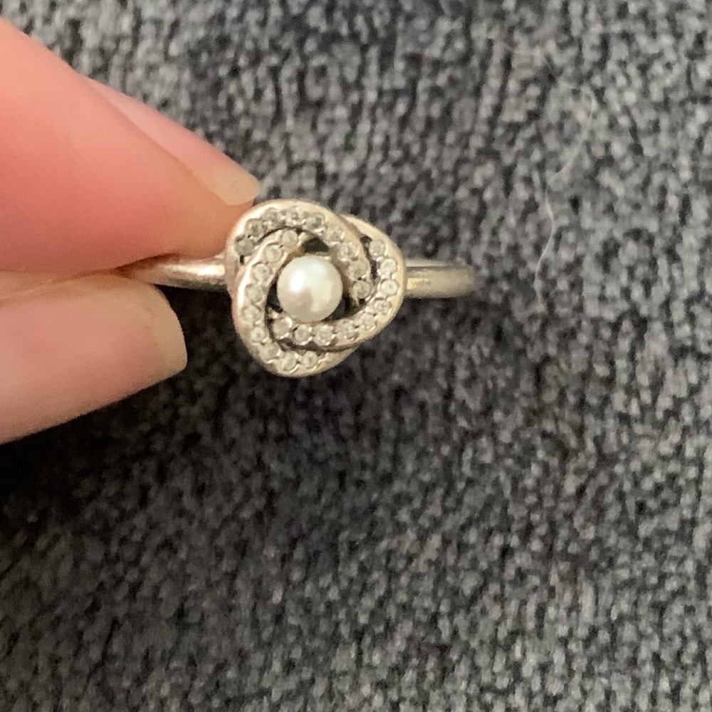 pearl pandora ring
